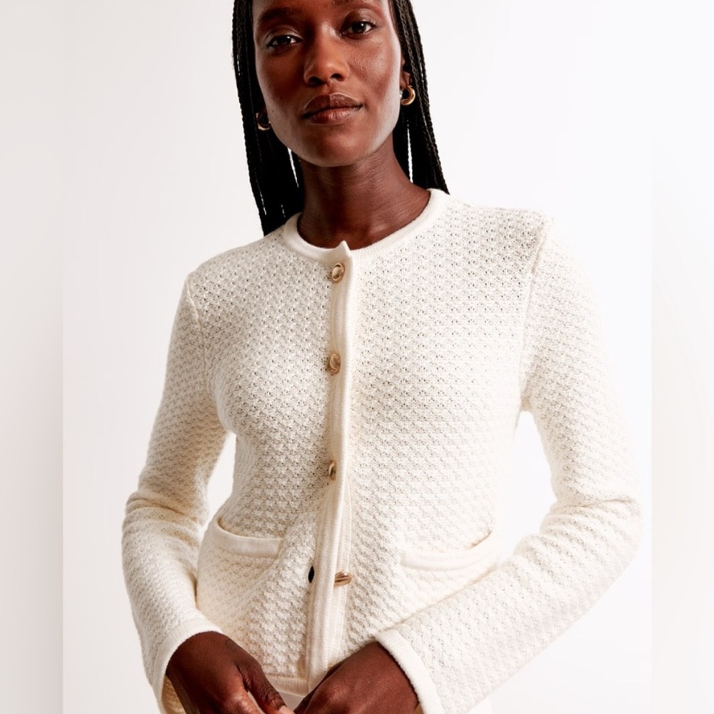 Abercrombie & Fitch Cream Cardigan Sweater